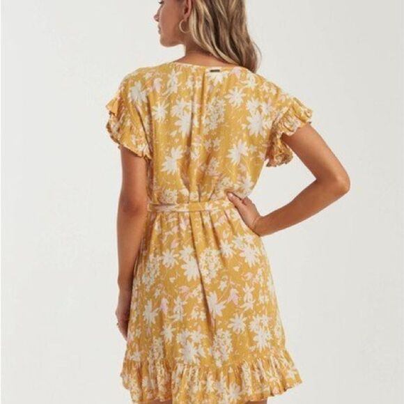 BILLIBONG Wrap And Roll Dress - Picture 3 of 14